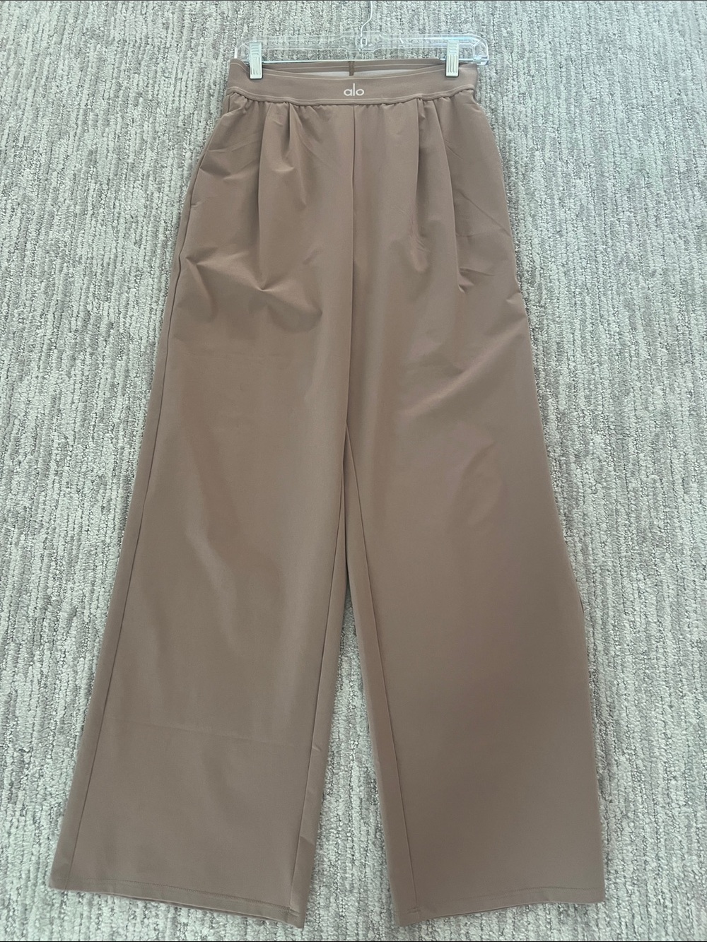 ALO Yoga Wide-Leg High Rise Pants in Taupe